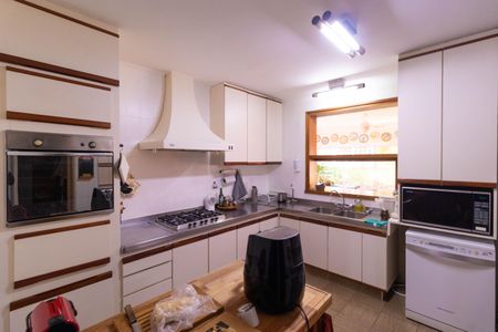 Casa de condomínio à venda com 350m², 4 quartos e 5 vagasCozinha