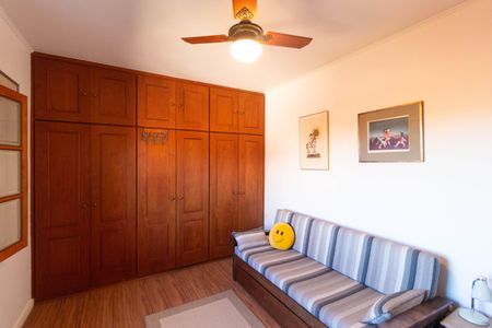 Casa de condomínio à venda com 350m², 4 quartos e 5 vagasQuarto 01