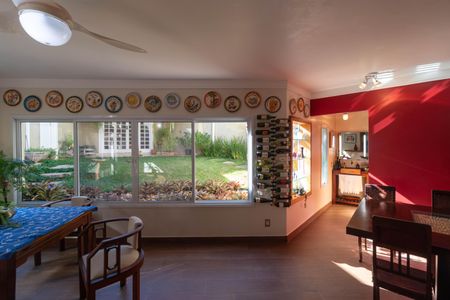 Casa de condomínio à venda com 350m², 4 quartos e 5 vagasÁrea Gourmet