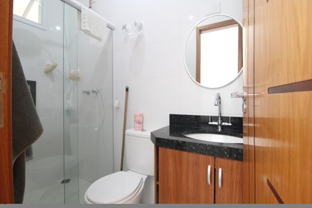 Casa à venda com 113m², 3 quartos e 2 vagasBanheiro Social