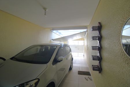 Casa à venda com 113m², 3 quartos e 2 vagasGaragem