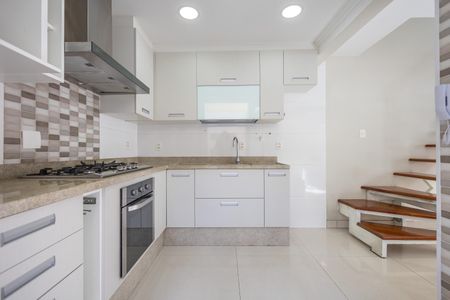 Casa de condomínio à venda com 130m², 3 quartos e 1 vaga Casa de condomínio à venda com 130m², 3 quartos e 1 vagaCozinha