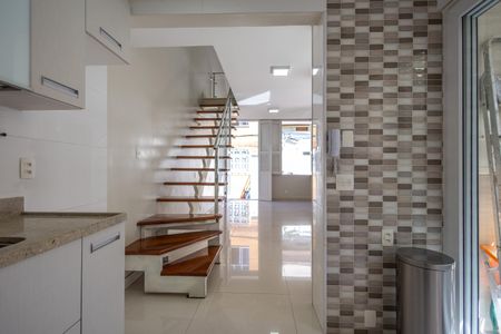 Casa de condomínio à venda com 130m², 3 quartos e 1 vaga Casa de condomínio à venda com 130m², 3 quartos e 1 vagaCozinha