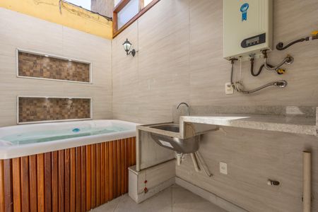 Casa de condomínio à venda com 130m², 3 quartos e 1 vaga Casa de condomínio à venda com 130m², 3 quartos e 1 vagaÁrea de Serviço