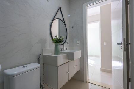 Casa de condomínio à venda com 130m², 3 quartos e 1 vaga Casa de condomínio à venda com 130m², 3 quartos e 1 vagaBanheiro Social