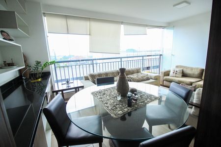 Apartamento à venda com 96m², 3 quartos e 2 vagasSala