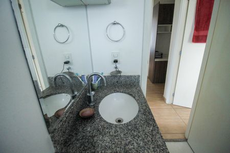 Apartamento à venda com 96m², 3 quartos e 2 vagasBanheiro Social