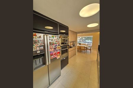 Apartamento à venda com 136m², 3 quartos e 3 vagas Apartamento à venda com 136m², 3 quartos e 3 vagasFoto 15