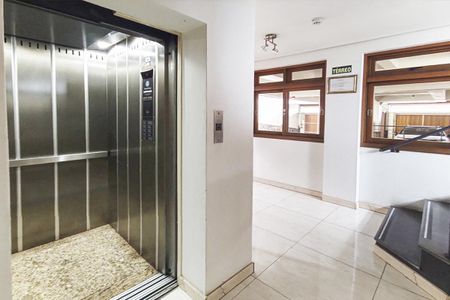 Apartamento à venda com 60m², 2 quartos e sem vaga Apartamento à venda com 60m², 2 quartos e sem vagaÁrea comum