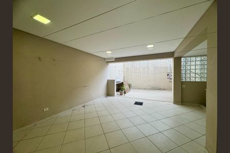 Casa à venda com 300m², 3 quartos e 6 vagas Casa à venda com 300m², 3 quartos e 6 vagasFoto 37
