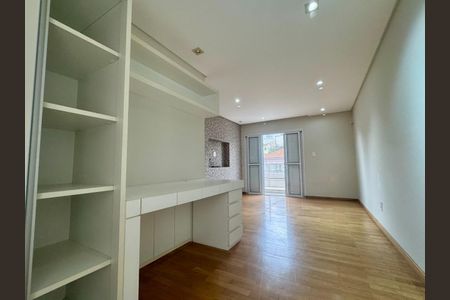 Casa à venda com 300m², 3 quartos e 6 vagas Casa à venda com 300m², 3 quartos e 6 vagasFoto 21