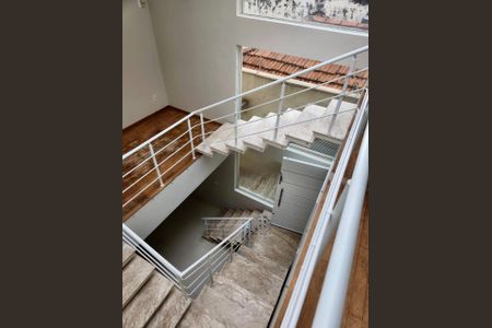 Casa à venda com 300m², 3 quartos e 6 vagas Casa à venda com 300m², 3 quartos e 6 vagasFoto 05
