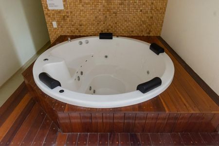 Apartamento à venda com 75m², 3 quartos e 1 vagaHidro