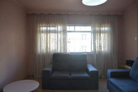 Casa à venda com 197m², 3 quartos e 3 vagasSala