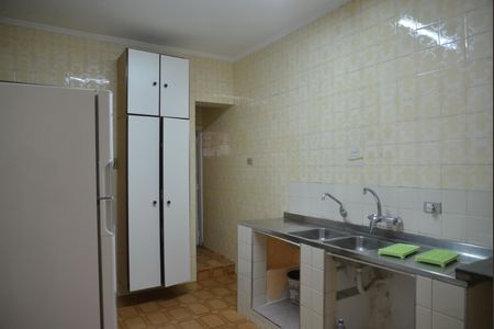 Casa à venda com 197m², 3 quartos e 3 vagasCozinha