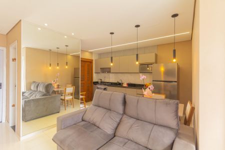 Casa à venda com 55m², 2 quartos e 2 vagas Casa à venda com 55m², 2 quartos e 2 vagasSala