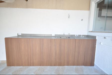 Casa à venda com 79m², 2 quartos e 2 vagasÁrea de Serviço