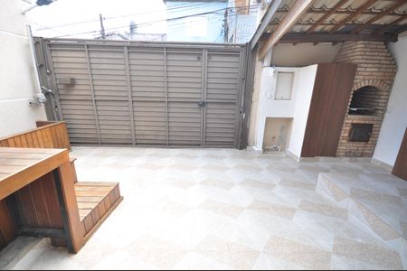 Casa à venda com 79m², 2 quartos e 2 vagasGaragem