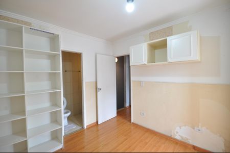 Casa à venda com 79m², 2 quartos e 2 vagasSuíte 2