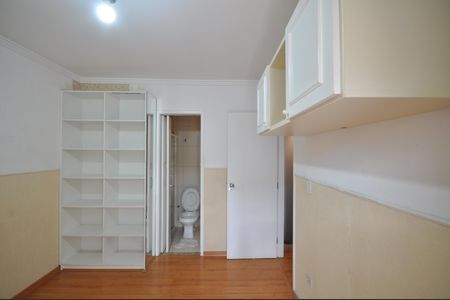 Casa à venda com 79m², 2 quartos e 2 vagasSuíte 2