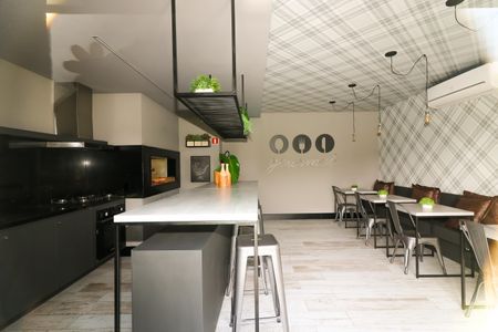 Apartamento à venda com 67m², 2 quartos e 2 vagas Apartamento à venda com 67m², 2 quartos e 2 vagasÁrea comum - Salão de festas