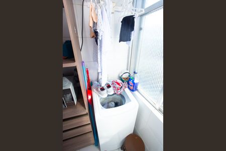 Apartamento à venda com 46m², 2 quartos e 1 vaga Apartamento à venda com 46m², 2 quartos e 1 vagaÁrea de Serviço