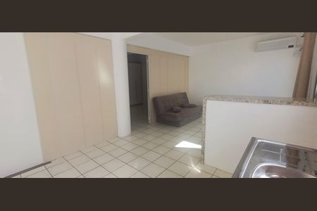 Casa para alugar com 40m², 1 quarto e 1 vaga Casa para alugar com 40m², 1 quarto e 1 vagaÁrea comum