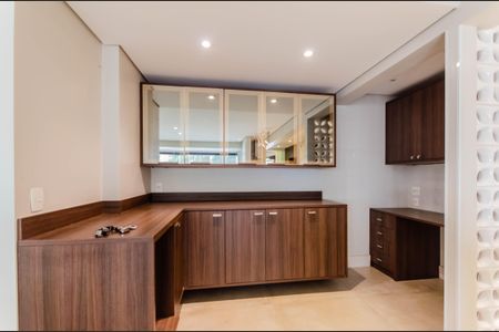 Apartamento à venda com 135m², 3 quartos e 3 vagas Apartamento à venda com 135m², 3 quartos e 3 vagasSala