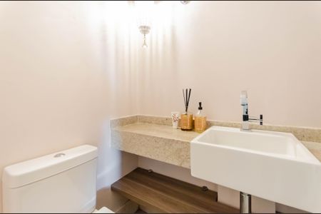 Apartamento à venda com 135m², 3 quartos e 3 vagas Apartamento à venda com 135m², 3 quartos e 3 vagasLavabo