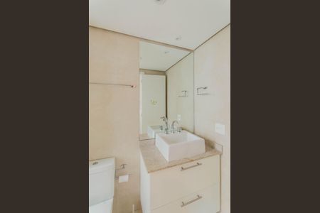 Apartamento à venda com 135m², 3 quartos e 3 vagas Apartamento à venda com 135m², 3 quartos e 3 vagasBanheiro da Suíte 1