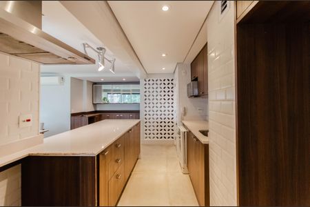 Apartamento à venda com 135m², 3 quartos e 3 vagas Apartamento à venda com 135m², 3 quartos e 3 vagasCozinha