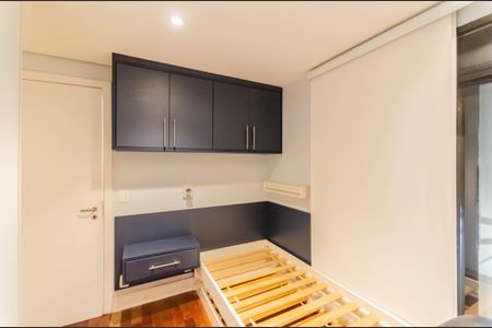 Apartamento à venda com 135m², 3 quartos e 3 vagas Apartamento à venda com 135m², 3 quartos e 3 vagasSuíte 3