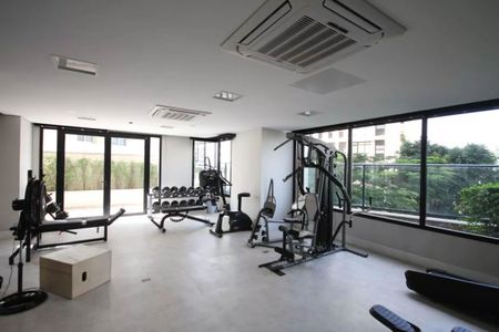 Apartamento à venda com 135m², 3 quartos e 3 vagas Apartamento à venda com 135m², 3 quartos e 3 vagasÁrea comum - Academia