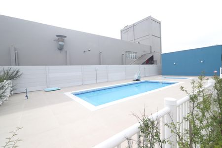 Apartamento à venda com 68m², 2 quartos e 1 vagaÁrea comum - Piscina