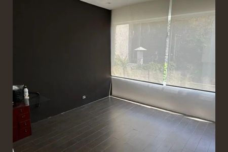Casa à venda com 98m², 2 quartos e 2 vagas