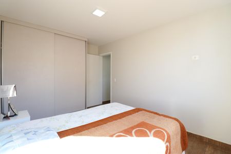 Apartamento à venda com 55m², 1 quarto e 1 vagaQuarto