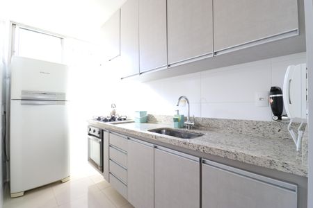 Apartamento à venda com 55m², 1 quarto e 1 vagaCozinha e Área de Serviço