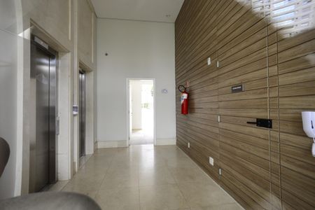 Apartamento à venda com 44m², 1 quarto e 1 vagaHall de Entrada