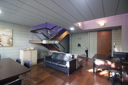 Casa à venda com 189m², 4 quartos e 2 vagasSala