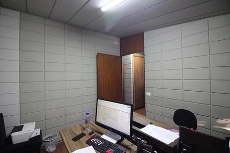 Casa à venda com 189m², 4 quartos e 2 vagasQuarto 2