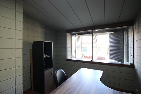 Casa à venda com 189m², 4 quartos e 2 vagasQuarto 2