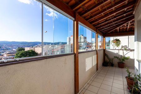 Apartamento à venda com 110m², 3 quartos e sem vagaÁrea de Serviço