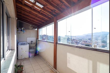 Apartamento à venda com 110m², 3 quartos e sem vagaÁrea de Serviço