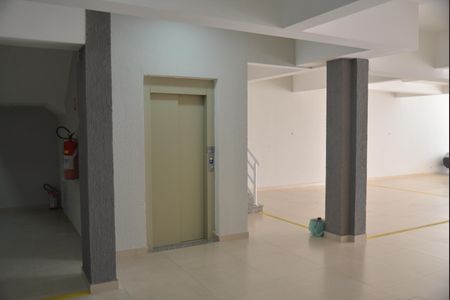 Apartamento à venda com 100m², 2 quartos e 1 vagaÁrea comum