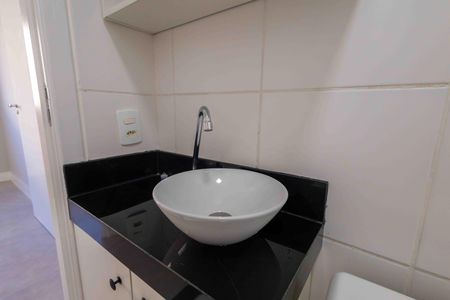 Apartamento à venda com 43m², 2 quartos e sem vaga Apartamento à venda com 43m², 2 quartos e sem vagaBanheiro