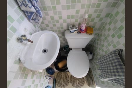 Casa à venda com 120m², 2 quartos e 2 vagasLavabo de serviço