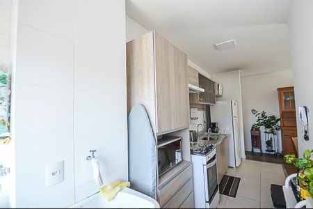 Apartamento à venda com 51m², 2 quartos e 1 vaga Apartamento à venda com 51m², 2 quartos e 1 vagaCozinha e Área de Serviço