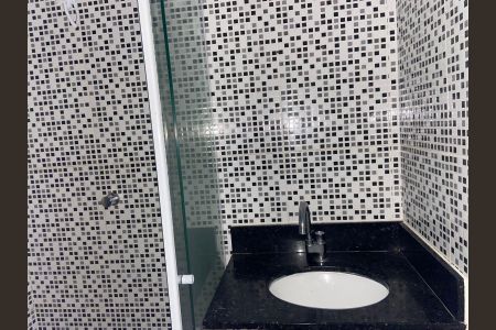 Apartamento à venda com 70m², 2 quartos e sem vaga Apartamento à venda com 70m², 2 quartos e sem vagaBanheiro Social