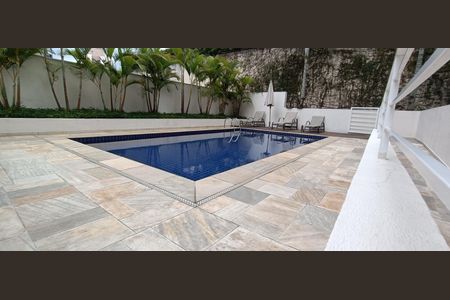 Apartamento para alugar com 65m², 2 quartos e 2 vagasÁrea comum - Piscina