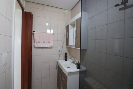 Apartamento para alugar com 75m², 2 quartos e sem vagaBanheiro